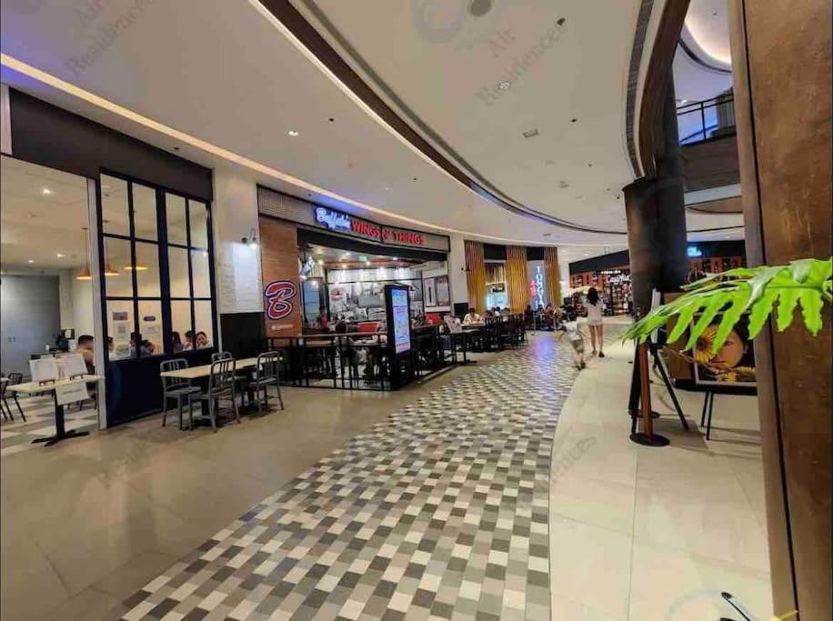 Apartment In Air Residences, Makati With Wifi, Netflix, Pool, Mall And More Manila Exterior foto