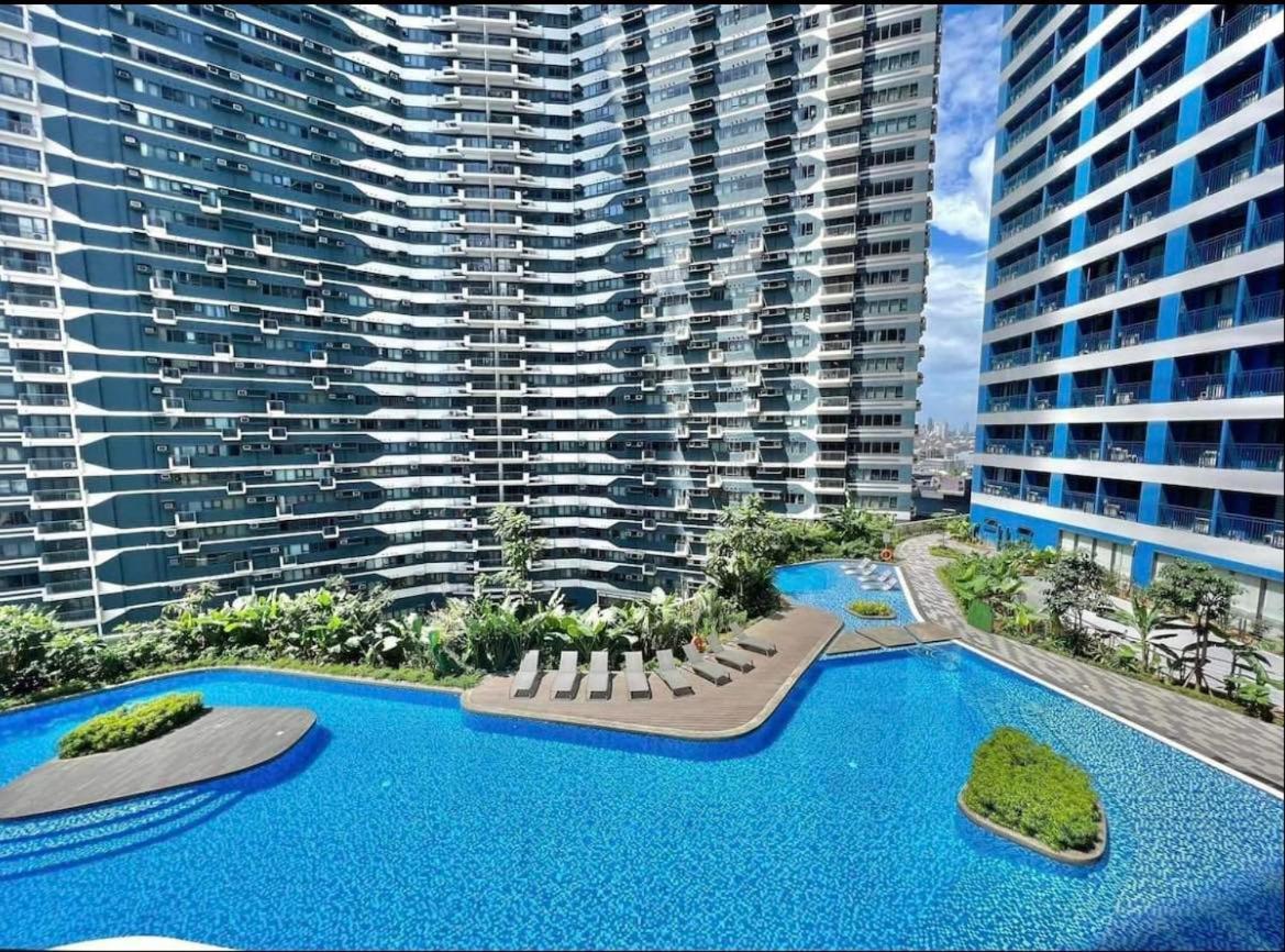 Apartment In Air Residences, Makati With Wifi, Netflix, Pool, Mall And More Manila Exterior foto