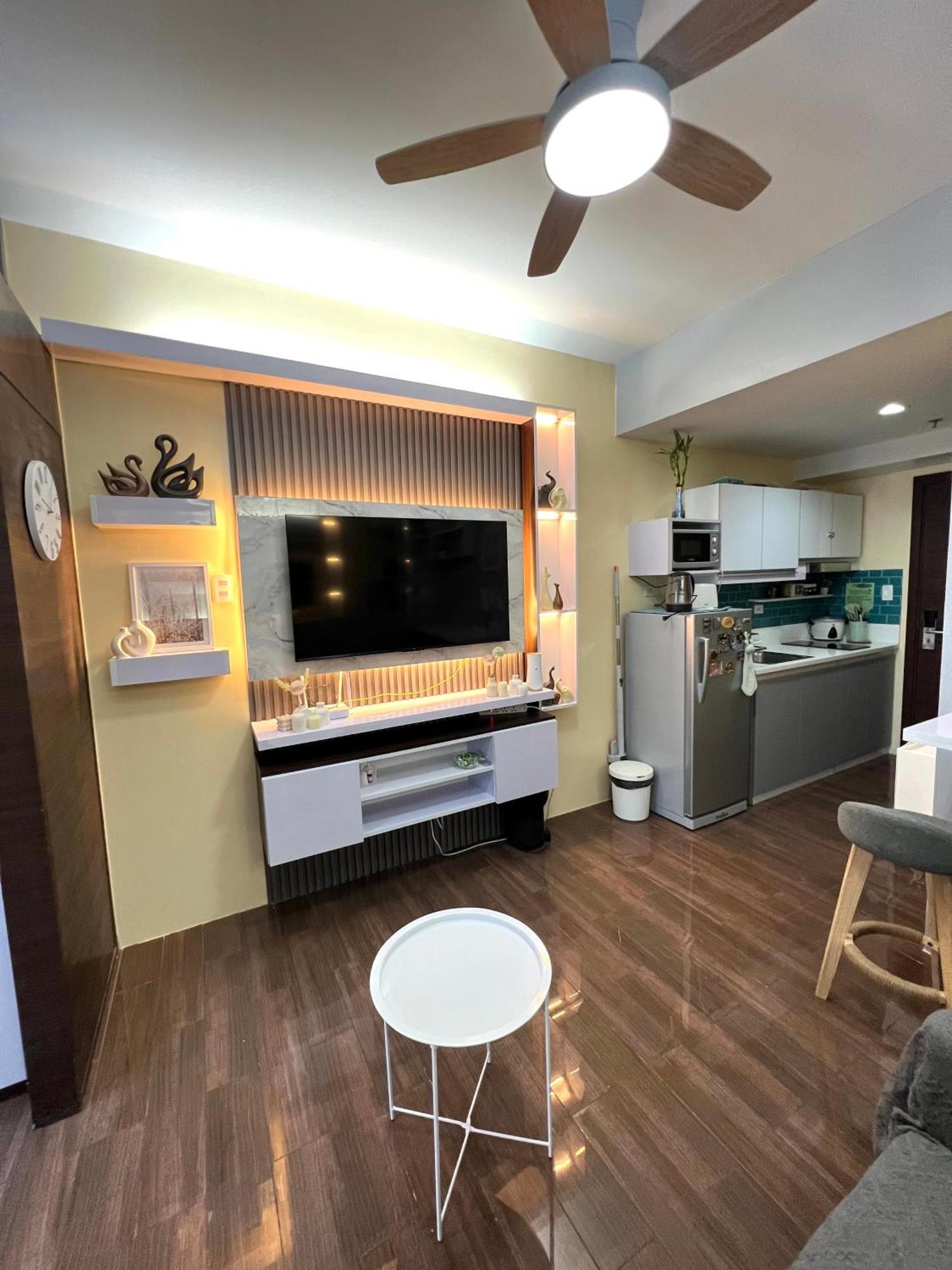 Apartment In Air Residences, Makati With Wifi, Netflix, Pool, Mall And More Manila Exterior foto